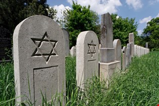 supporting image for Judaism: Beliefs about death and the afterlife - Blended Learning